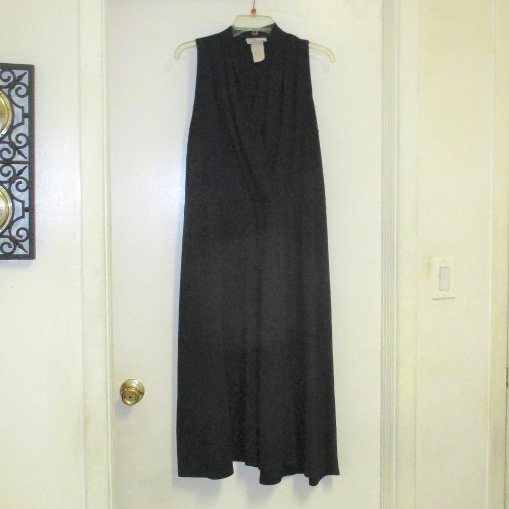 Dress - "Avon Fashions" V Neck Simple Elegant Black Midi Dress